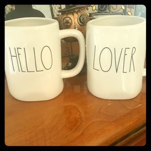 2 mugs
